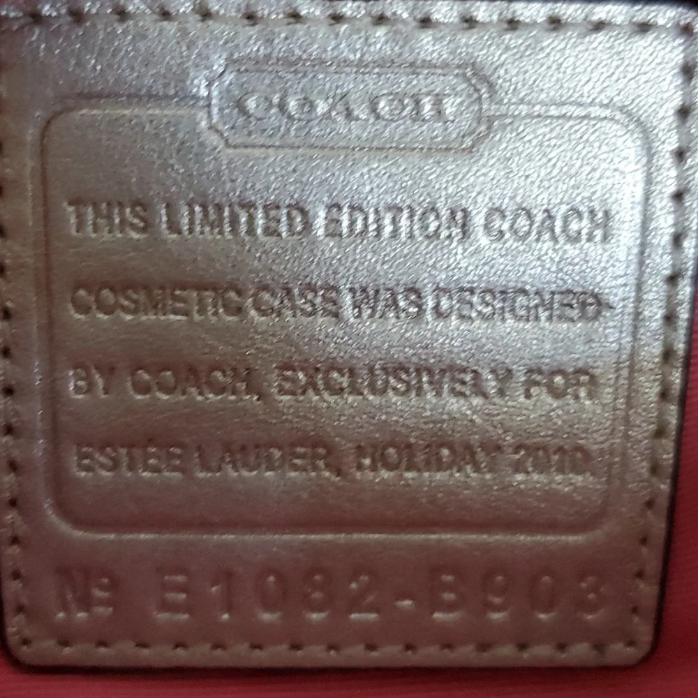 Coach cosmetic bag - Picture 5 of 6